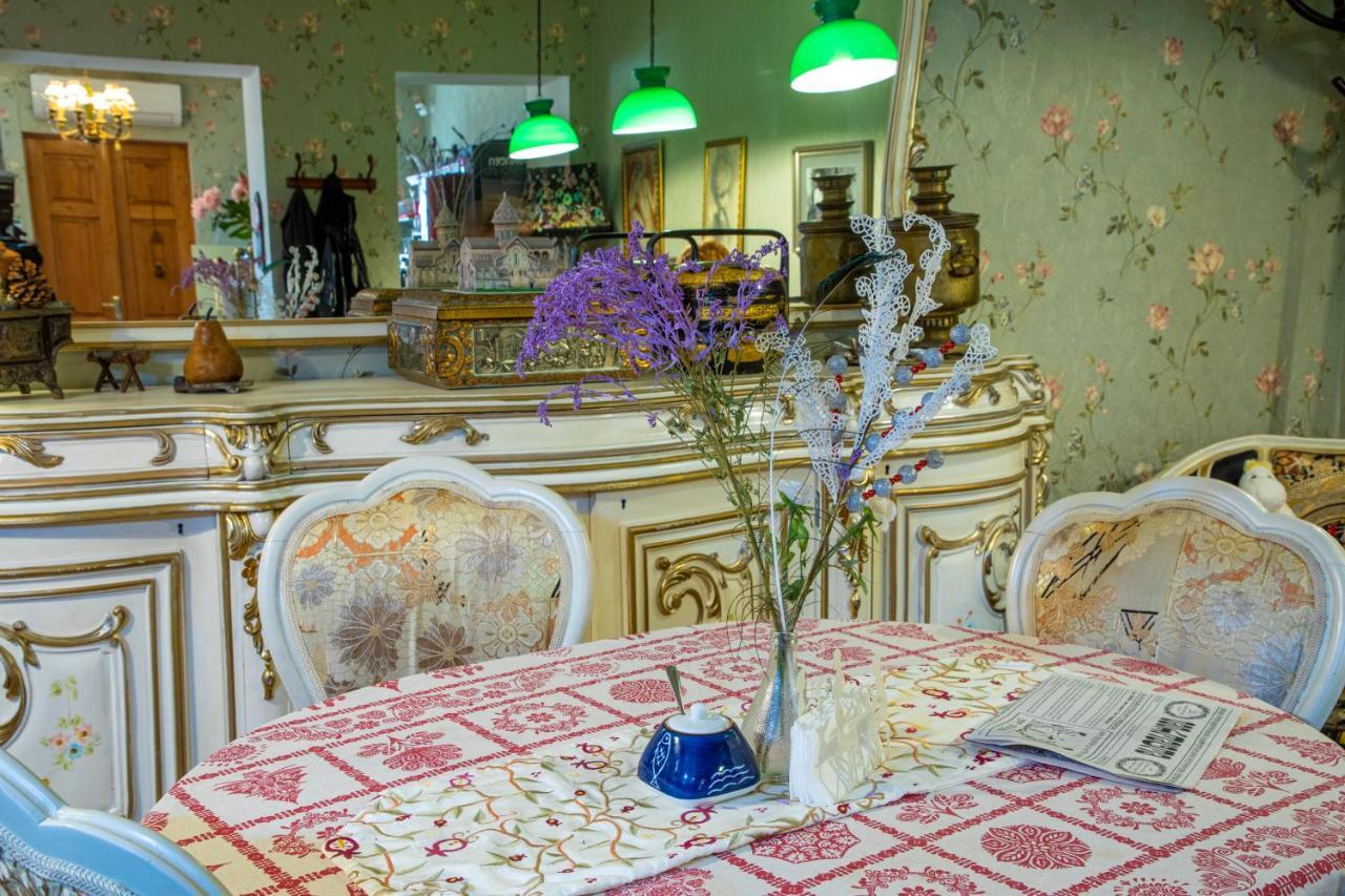 Tatin - Hotel & Cafe In Mtsʼkhetʼa Exterior foto